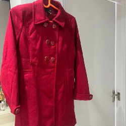 Красное пальто - фото 1