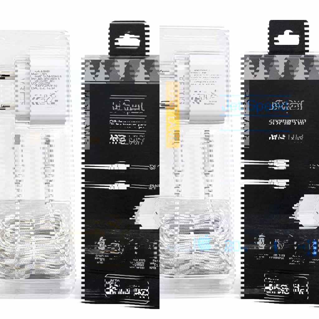 Зарядка с кабелем на Iphone