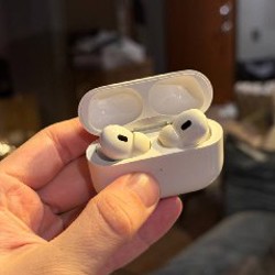 AirPods Pro 2 - фото 2