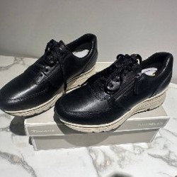 Кроссовки - фото 8