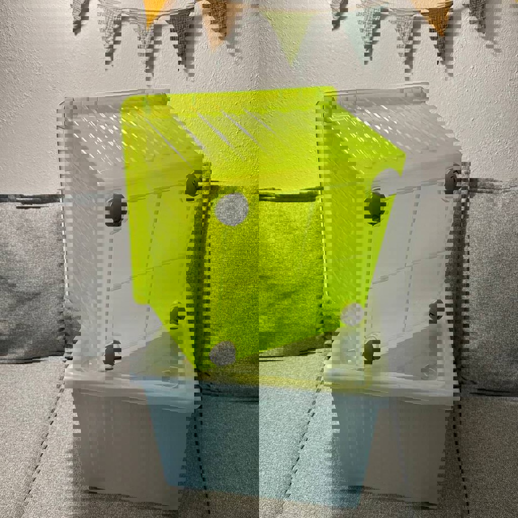 Контейнеры Икеа на колесах с крышками