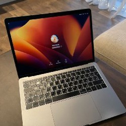 MacBook Pro 13' (2017) - фото 2