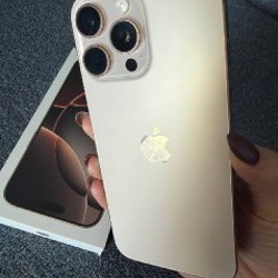 IPhone 16 Pro Max 256GB Gold - фото 2