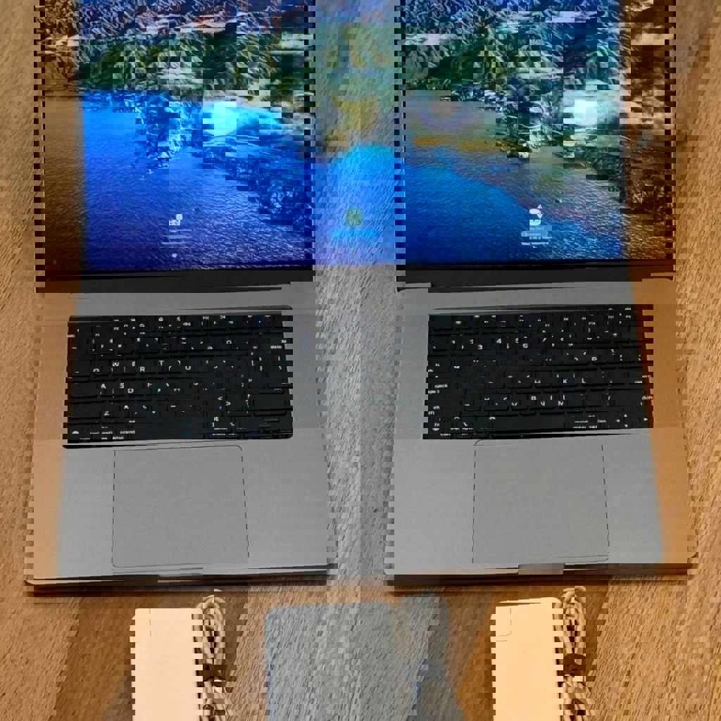 MacBook Pro 16 M1 Pro