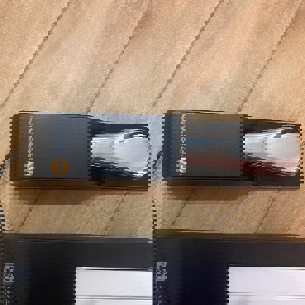 MIDI клавиатура Novation LaunchKey 61