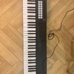 MIDI клавиатура Novation LaunchKey 61 - фото 2