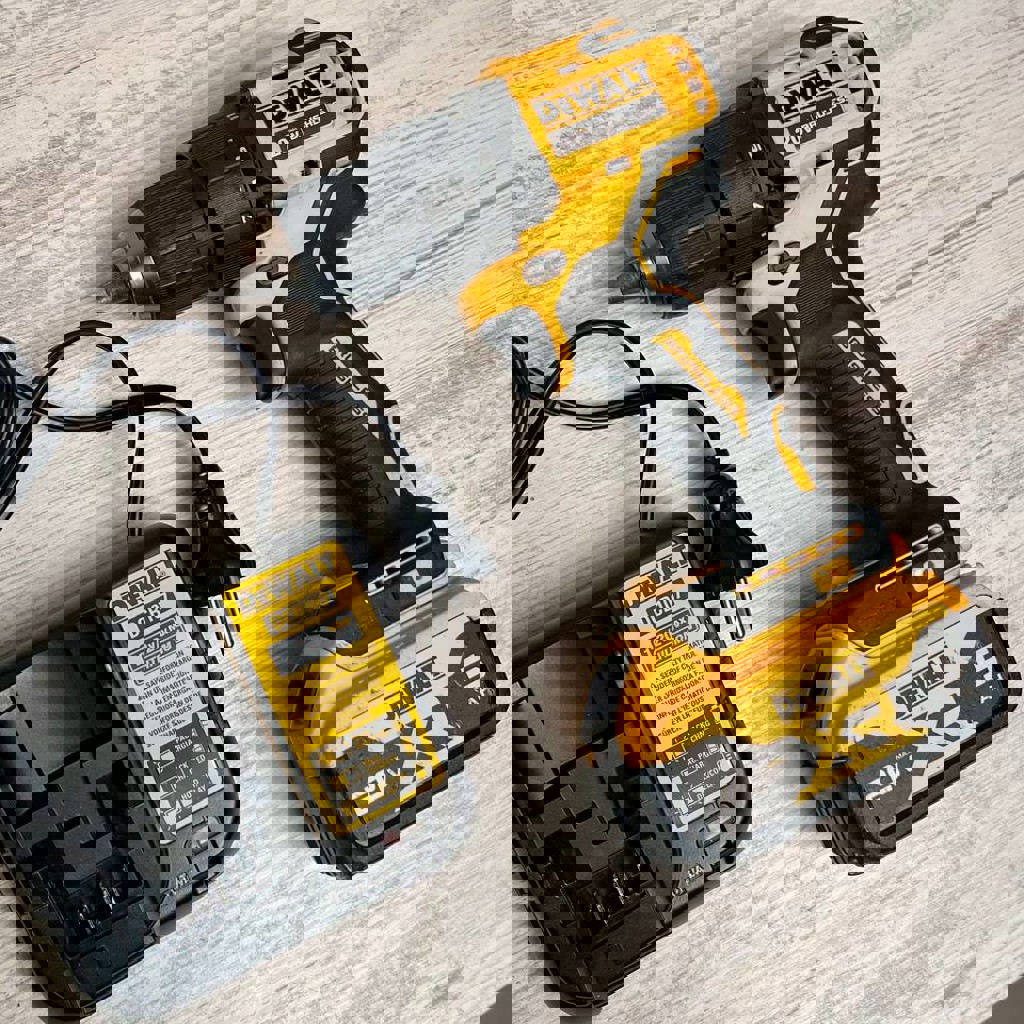 Шуруповёрт DeWalt DCD708