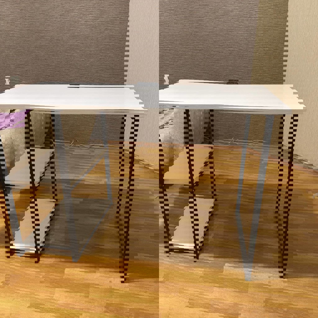 Письменный стол