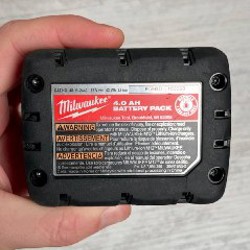 Аккумулятор Milwaukee M12 XC 4.0 Ah - фото 4