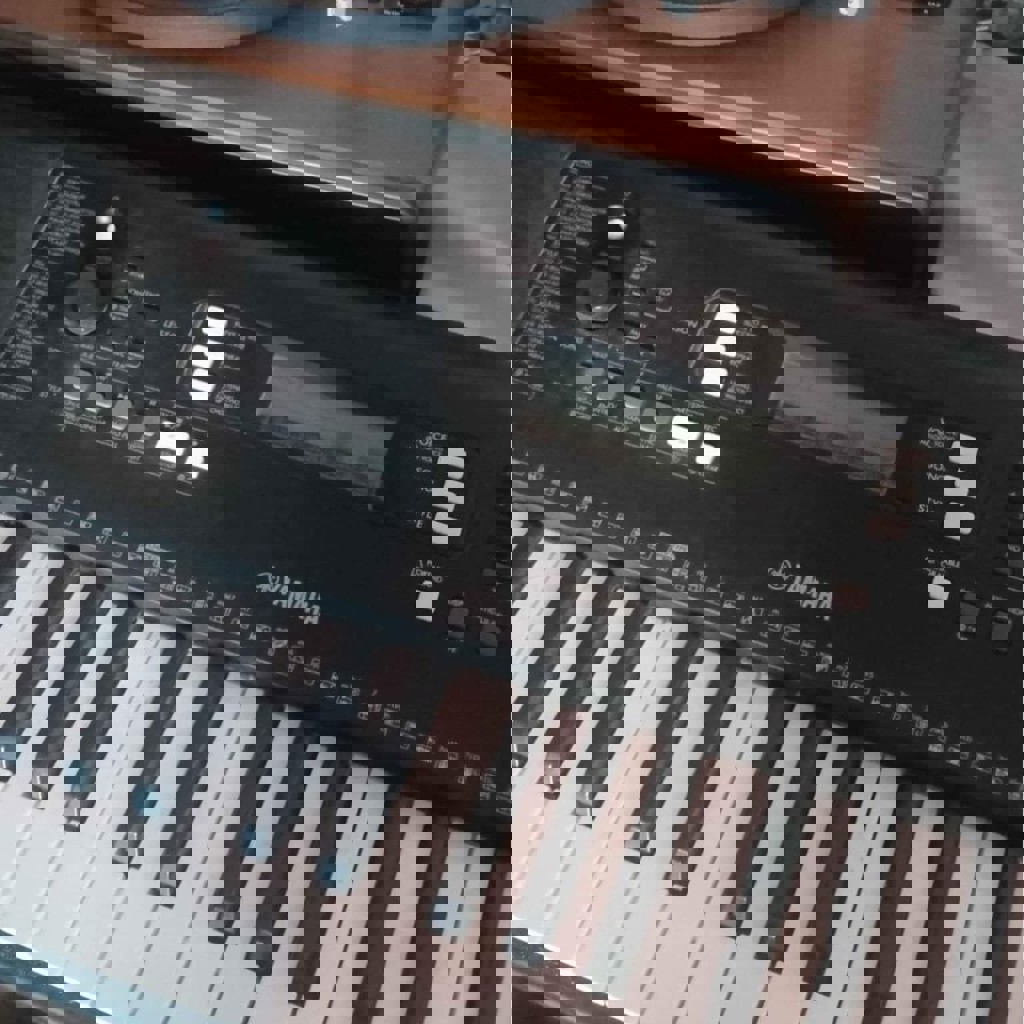 Синтезатор Yamaha psrE373