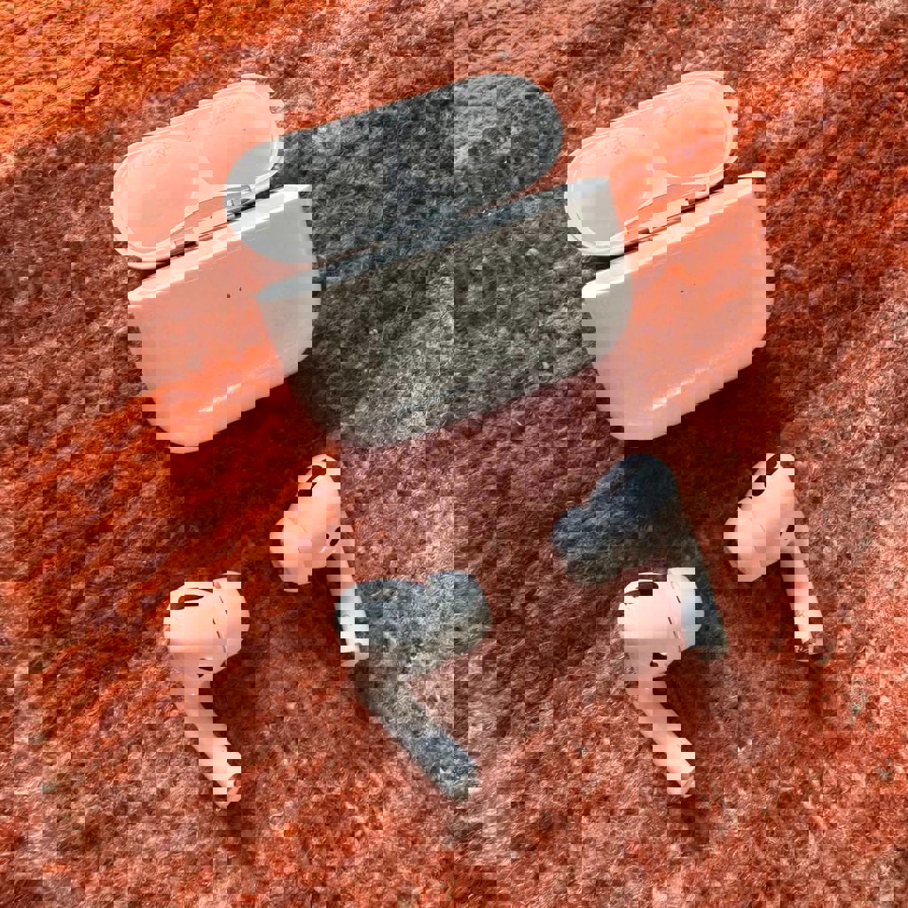 Apple AirPods Pro (1 Gen)