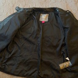 Женская кожаная куртка - фото 3