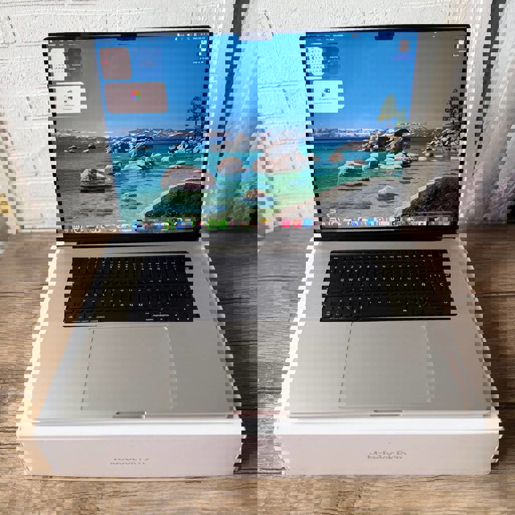 Macbook Pro 16 Inch 2024