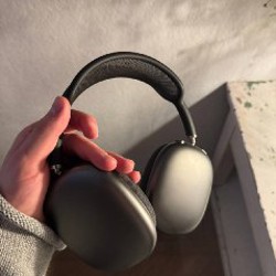 AirPods Max - фото 1