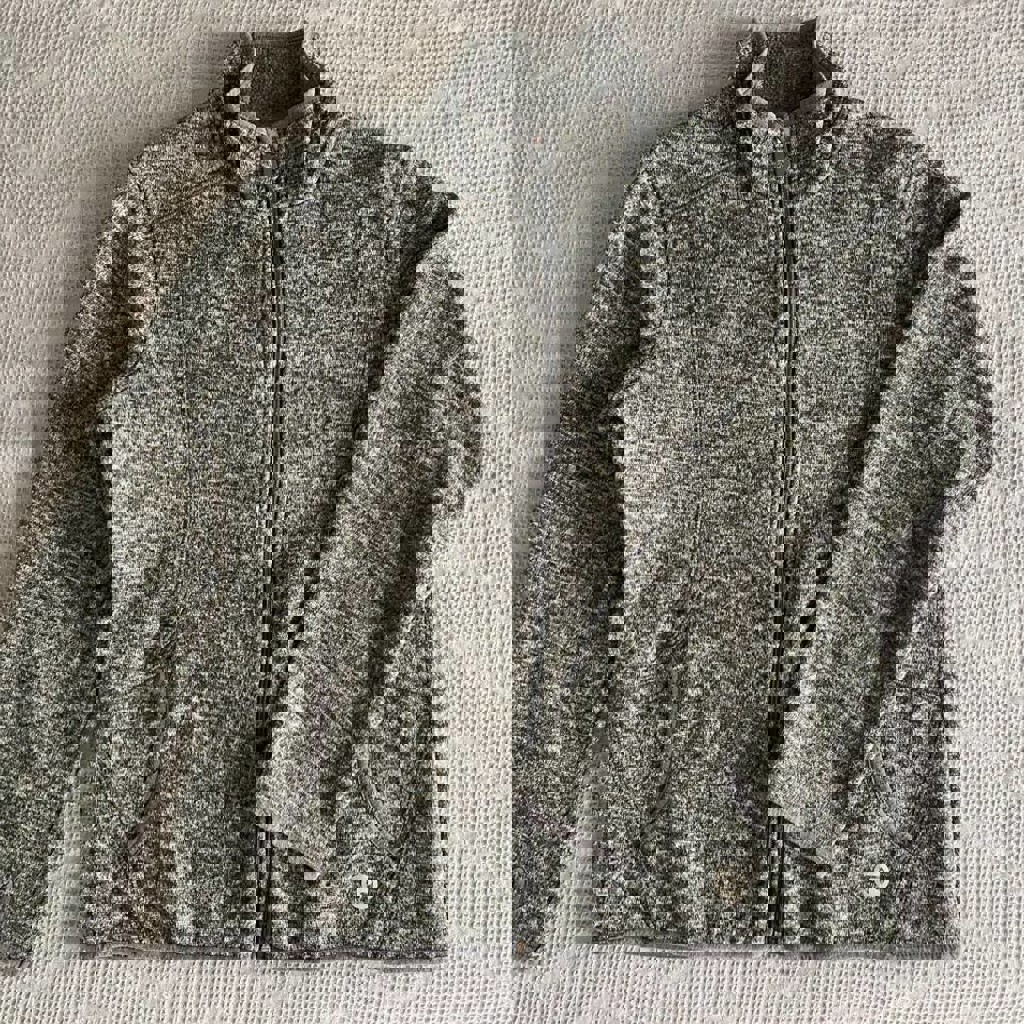 Спортивная теплая женская кофта