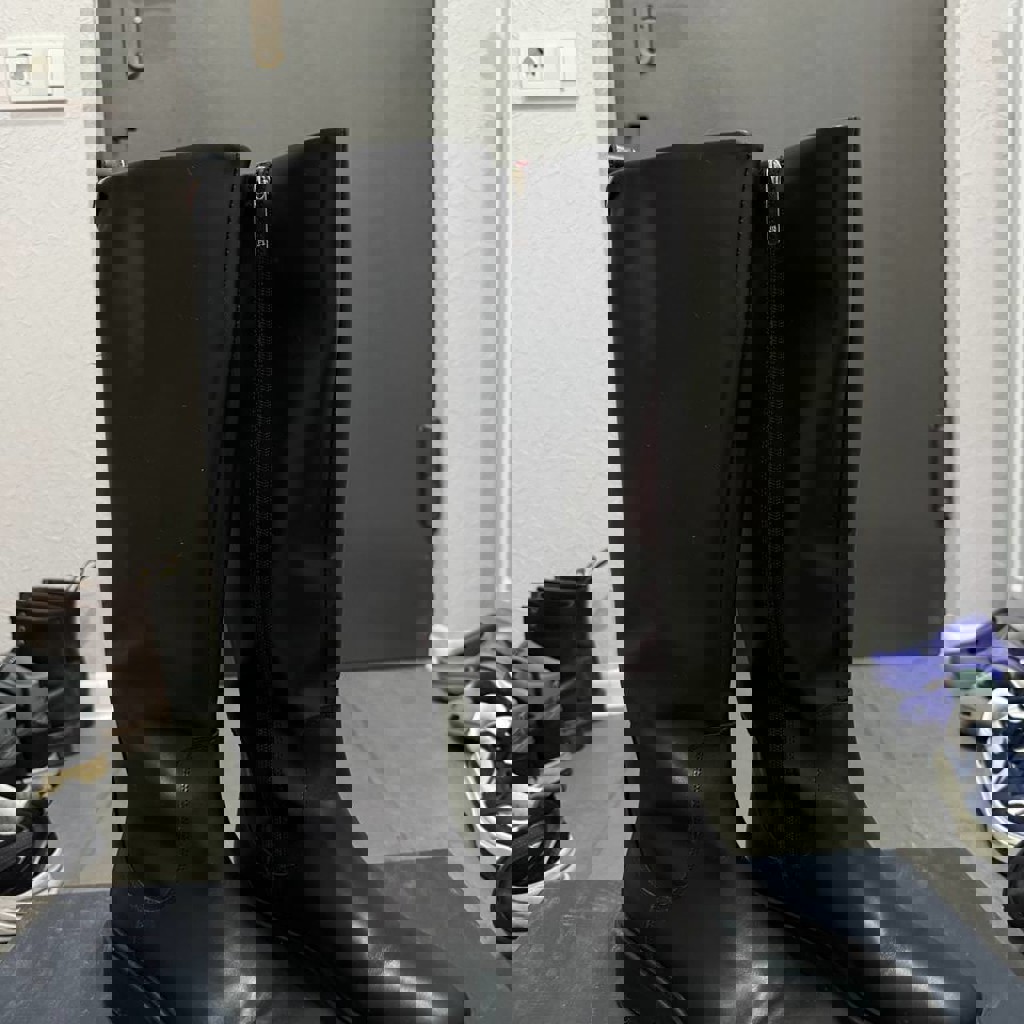 Осенние сапоги Tommy Hilfiger