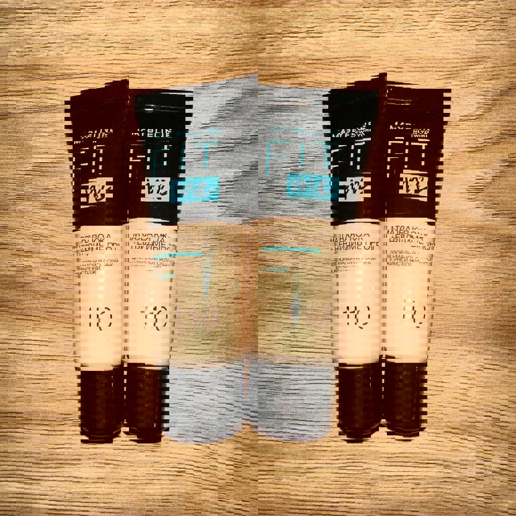 Тональная основа Maybelline Fit Me
