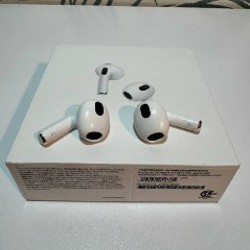 Apple AirPods 3 с зарядным чехлом MagSafe - фото 3