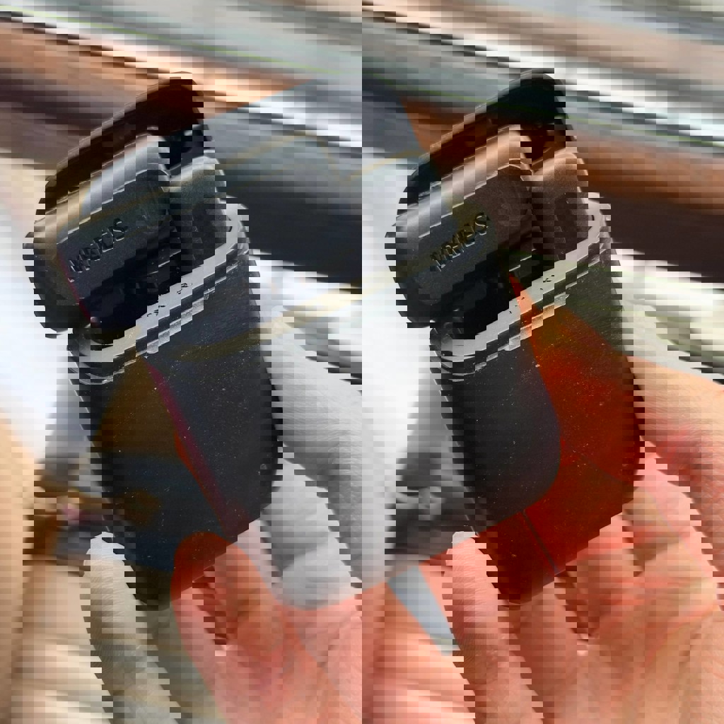 Беспроводная петличка для IPhone