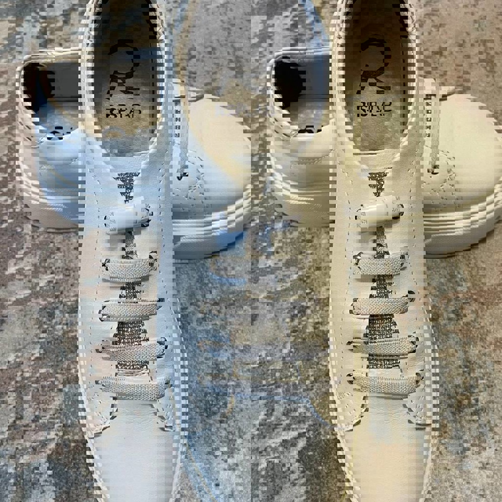 Кроссовки б/у