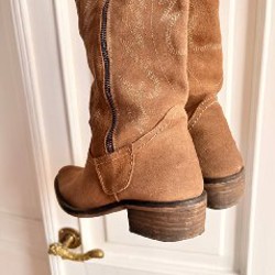 Замшевые казаки - фото 4