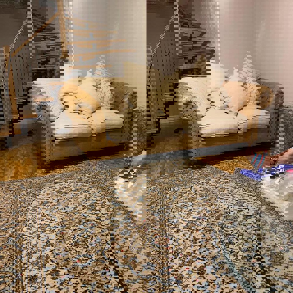 Диван кожаный