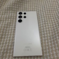 Samsung Galaxy S23 Ultra 12/512 Gb - фото 2