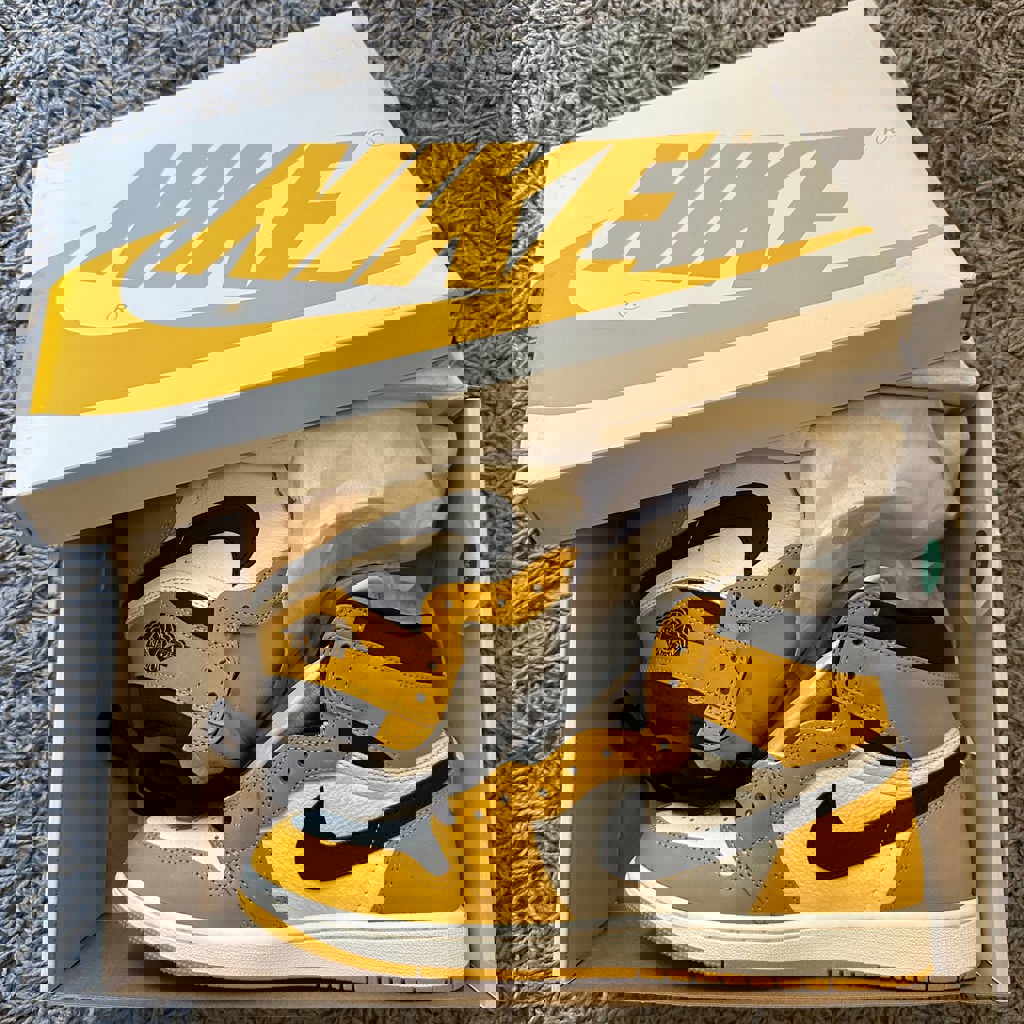 Кроссовки Nike