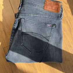 Джинсы женские Hilfiger Denim - фото 3