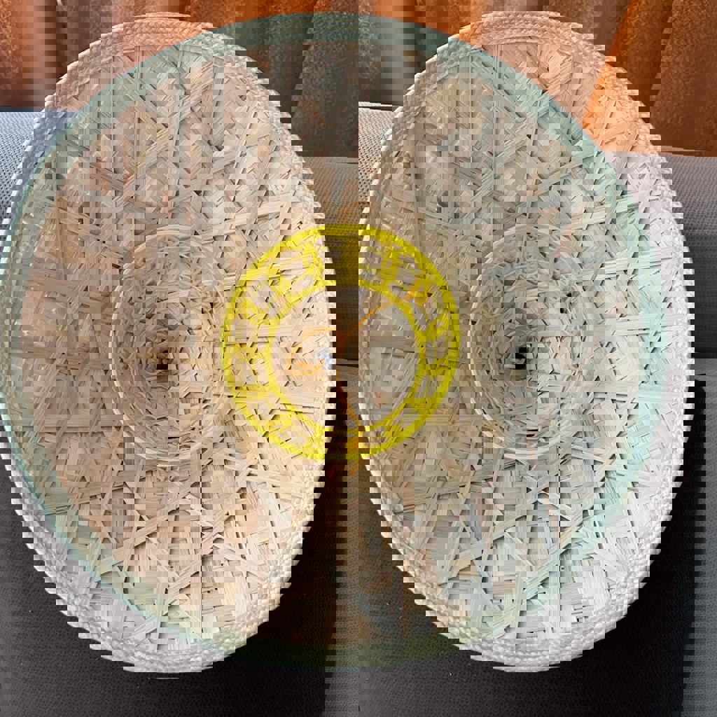 Азиатская шляпа