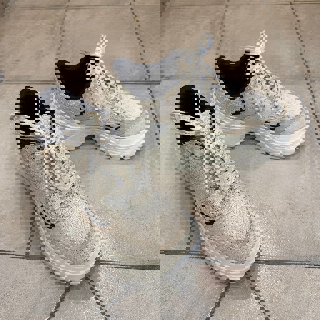 Кроссовки ZARA