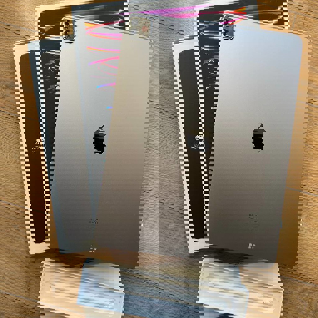 IPad Pro 12,9 дюйма (6-е поколение)