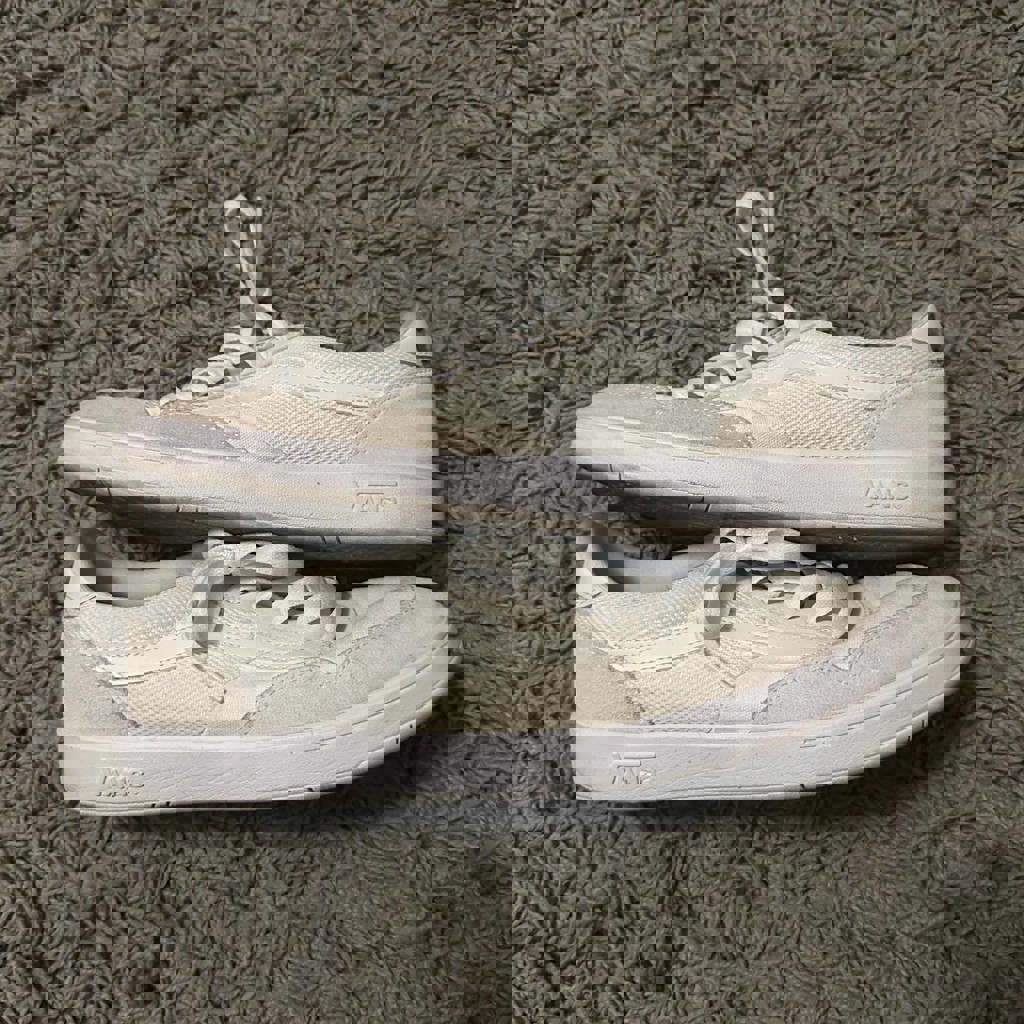 Кроссовки asics