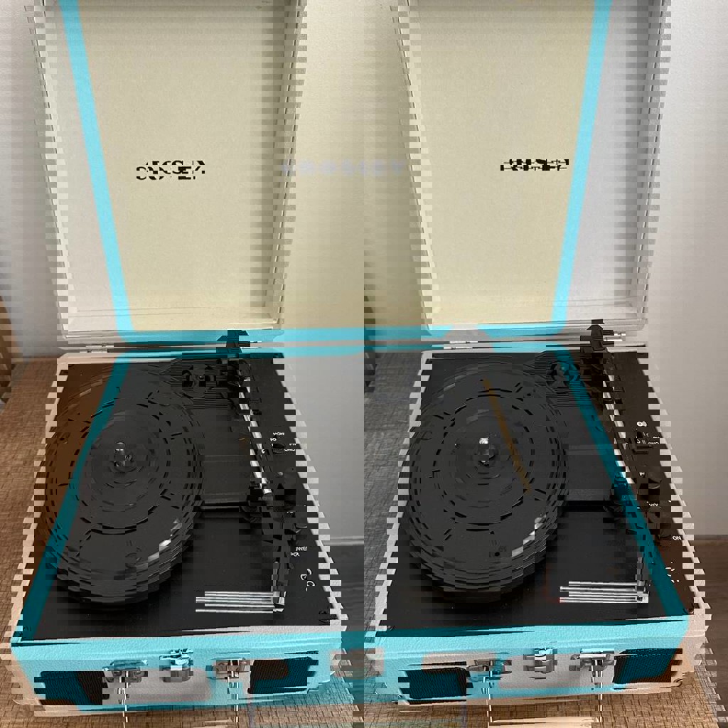 Виниловый проигрыватель Crosley Cruiser Plus