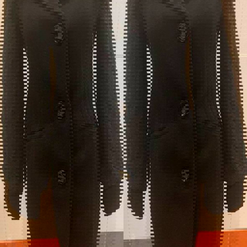 Пальто с вязанными рукавами