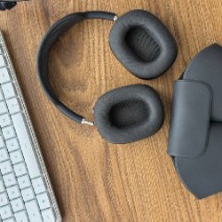 Apple Watch SE 2 - фото 1