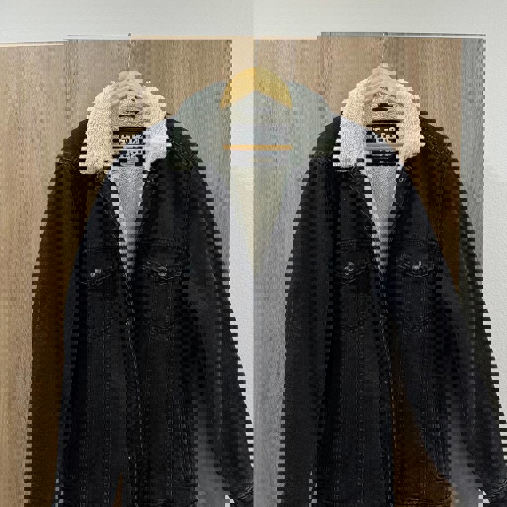 Джинсовая куртка Pull&Bear