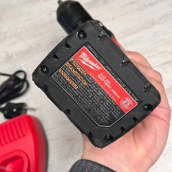 Дрель-шуруповёрт Milwaukee M12 2407-20 - фото 4