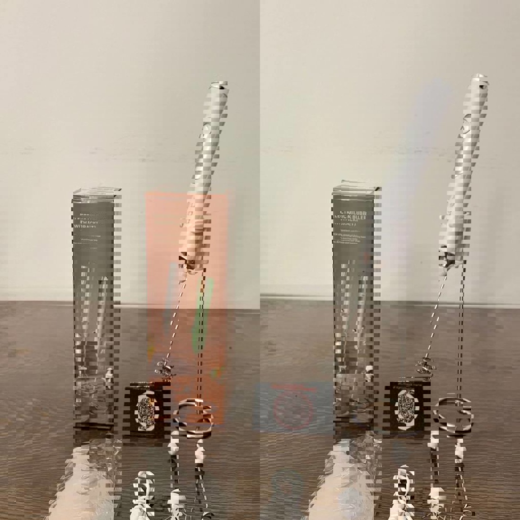 Портативный электрический вспениватель молока