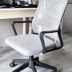 Свитер - фото 1