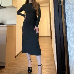 Серое платье ниже колен - фото 2