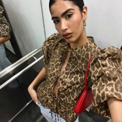 Черный атласный топ - фото 5