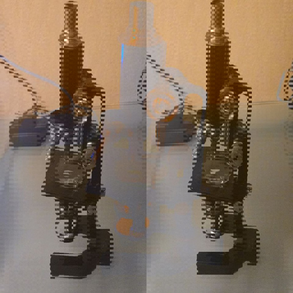 Старинный немецкий микроскоп Carl Zeiss