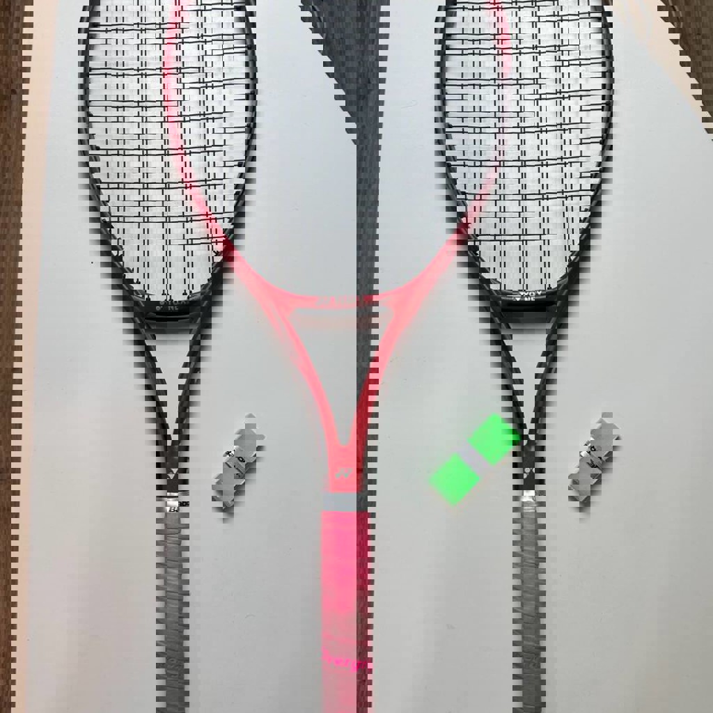 Теннисная ракетка Yonex Vcore 100