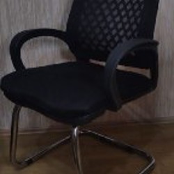 Офисный стул - фото 1