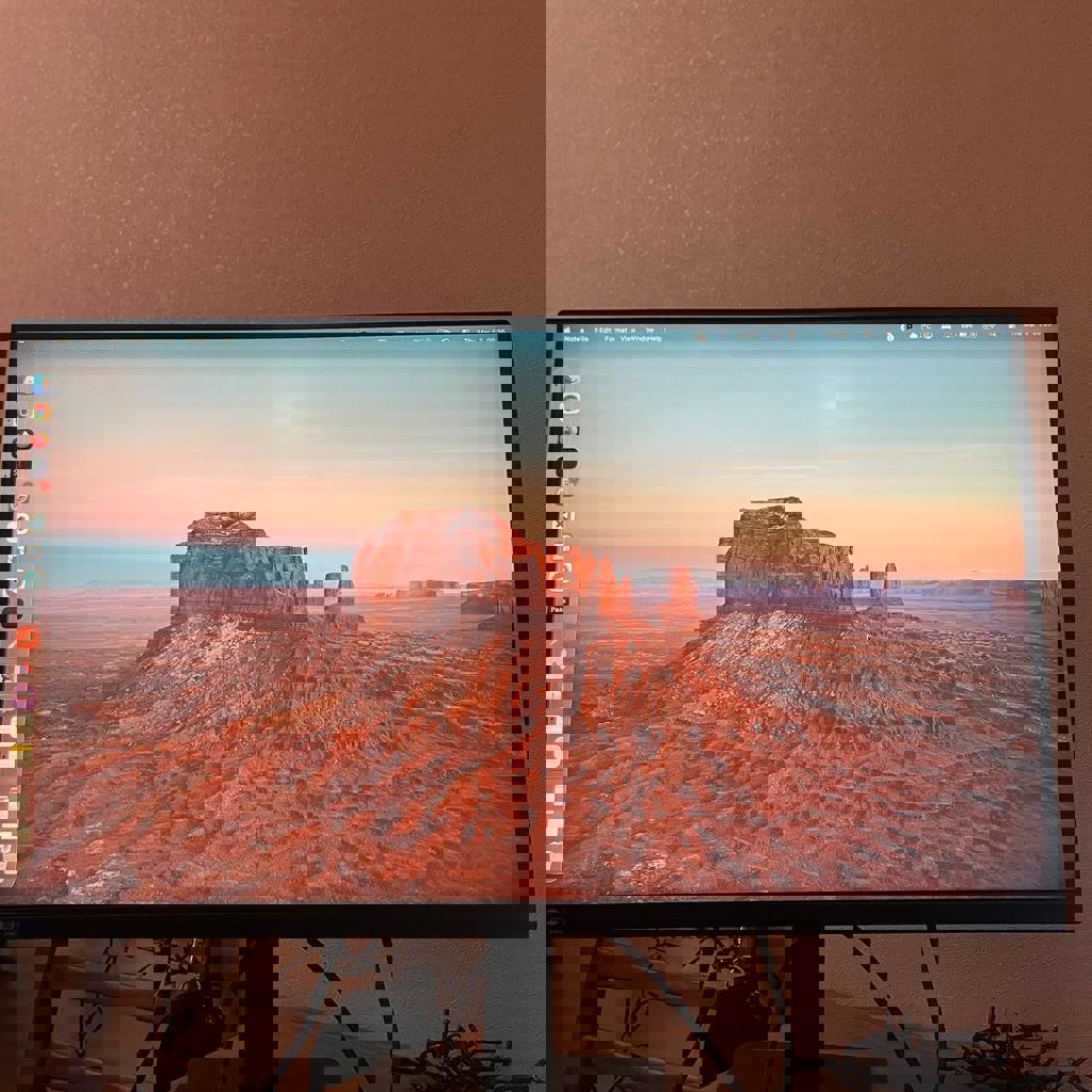 Монитор Samsung ViewFinity S7 LS27D700EAIXCI