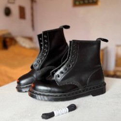 Ботинки Dr. Martens Mono Smooth Black - фото 2