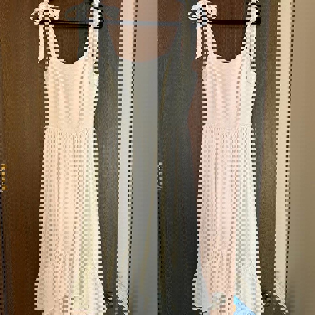 Воздушное белое платье