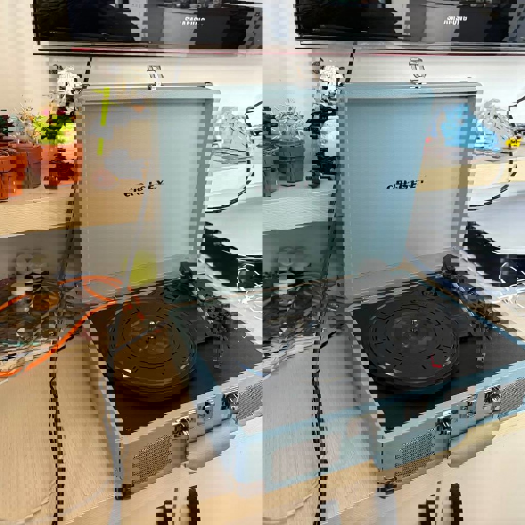 Виниловый проигрыватель