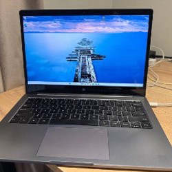 Ноутбук Xiaomi Mi Notebook Air 13.3 (2018) - фото 1